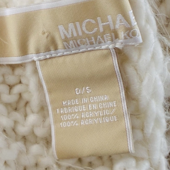 Michael Kors One Piece Ivory Knit HAT with Attached Head SCARF Wrap Neck Warmer - Picture 7 of 7